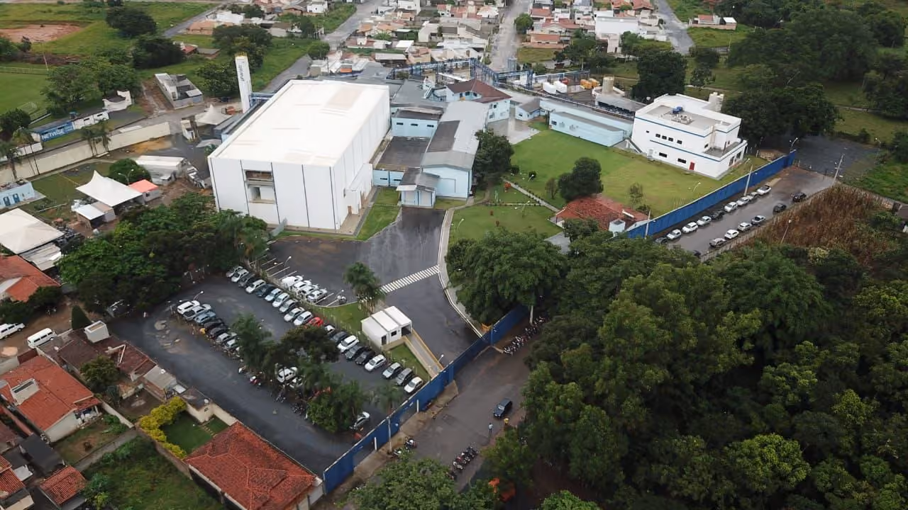 Fotos-Aereas-Pharlab-1.jpeg